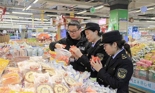 安徽省巢湖市栏杆市场监管所全面开展秋季校园食品安全专项检查