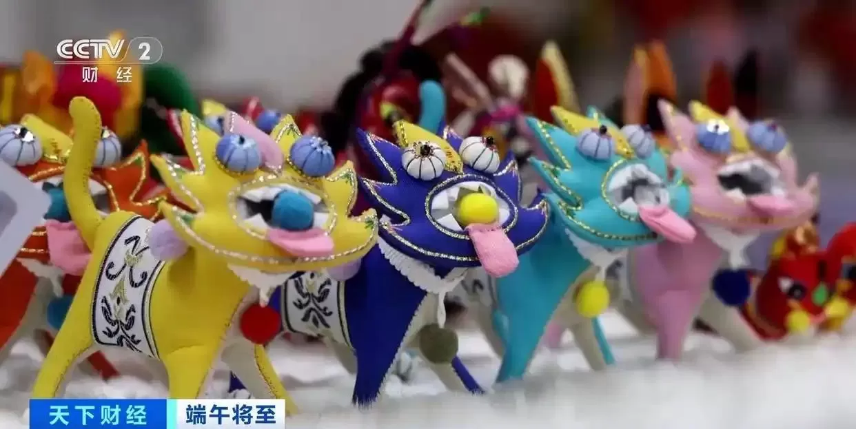 从民俗到全球潮品 手工香包热销海内外引领消费新潮流