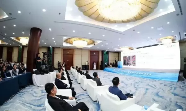 第七届海外华文新媒体论坛在天津举办